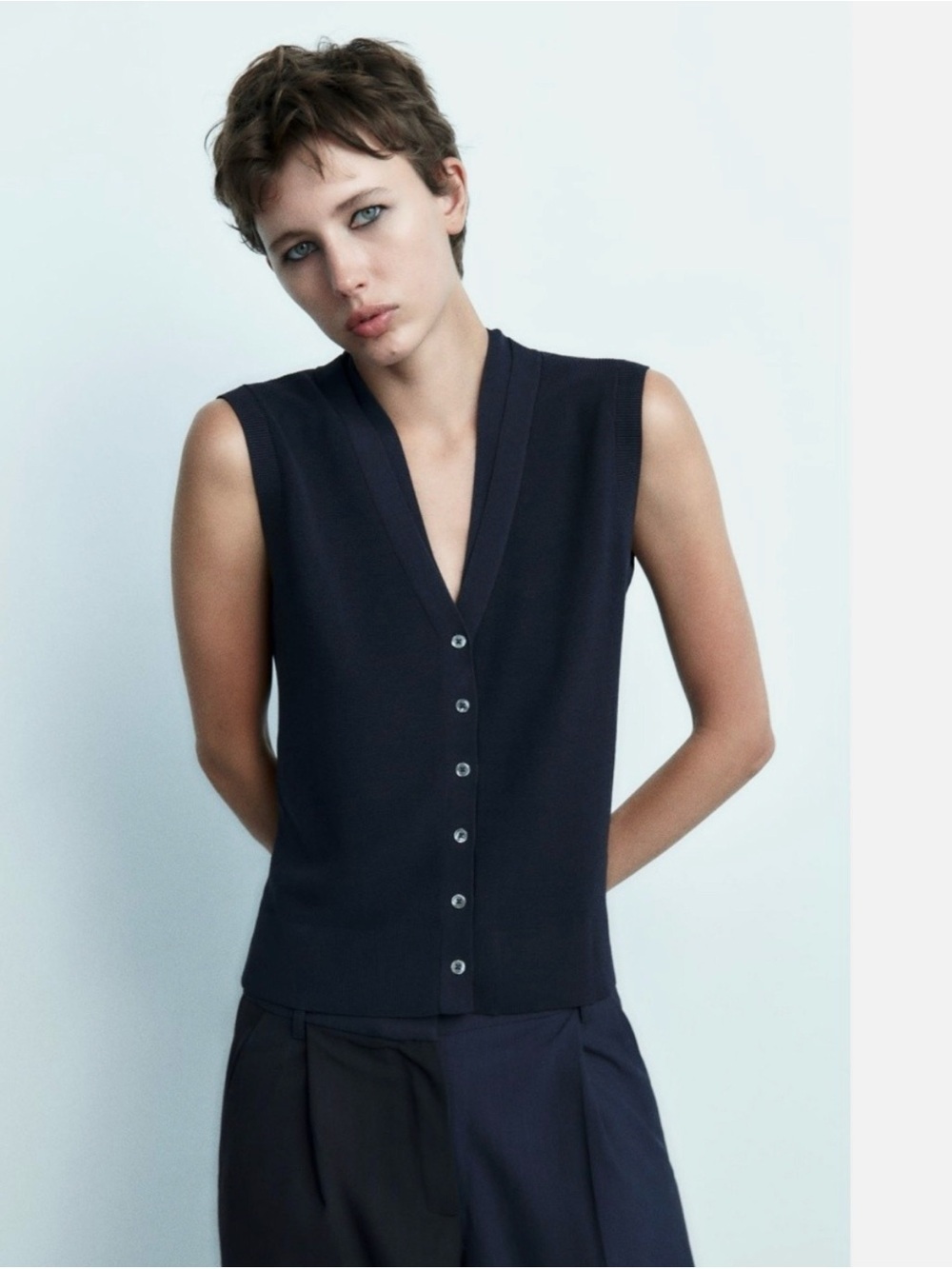 Zara Knit V-Neck Sweater Vest Navy Blue Small
